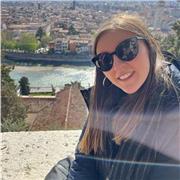 Insegnante di Latino, laureata con lode, docente e tutor